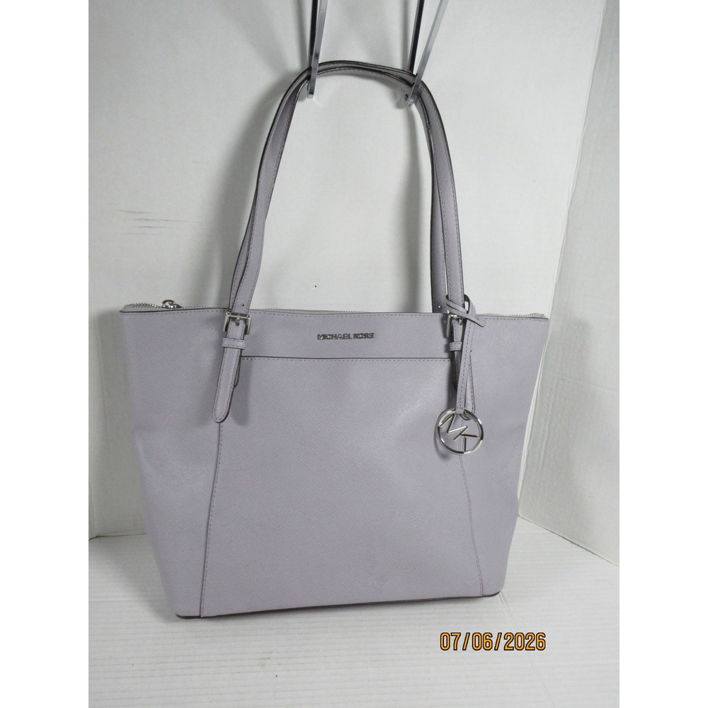 Michael Kors Voyager Tote Bag Lavender Purple Saffiano Leather Silver Hardware - Picture 1 of 9